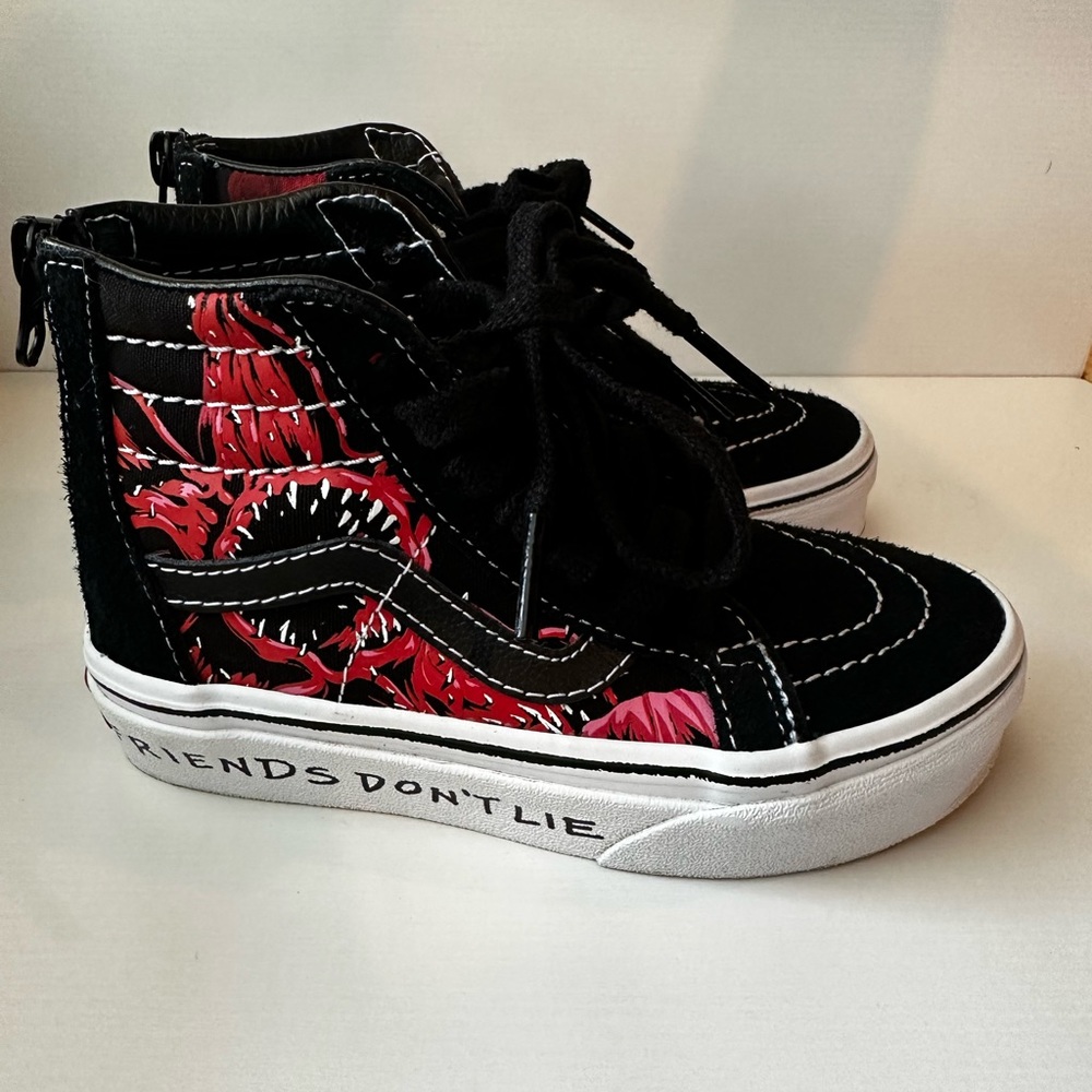 Vans sk8 hi kids 11 stranger things